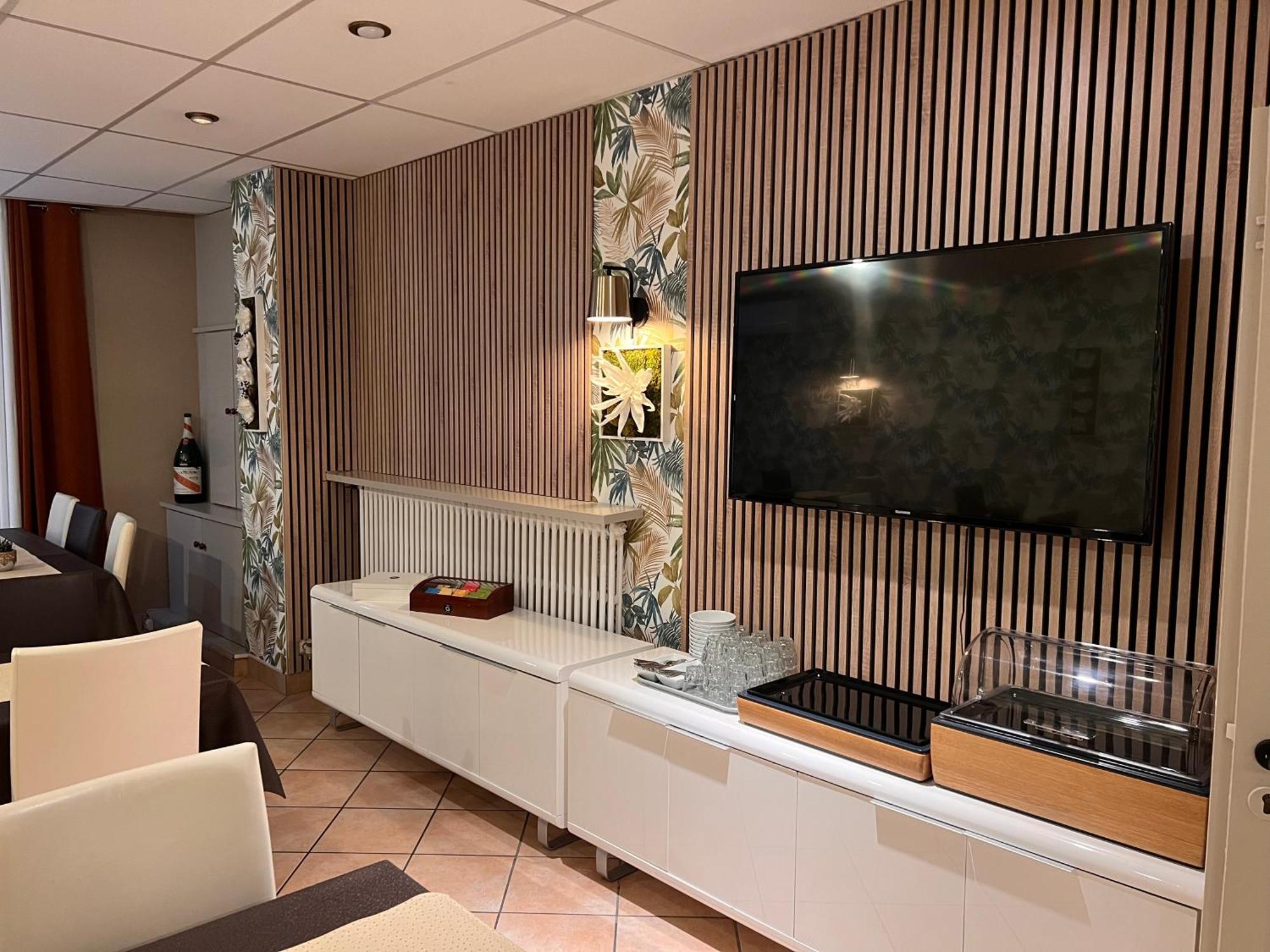 Hotel Alpes Cevennes Guilherand-Granges المظهر الخارجي الصورة