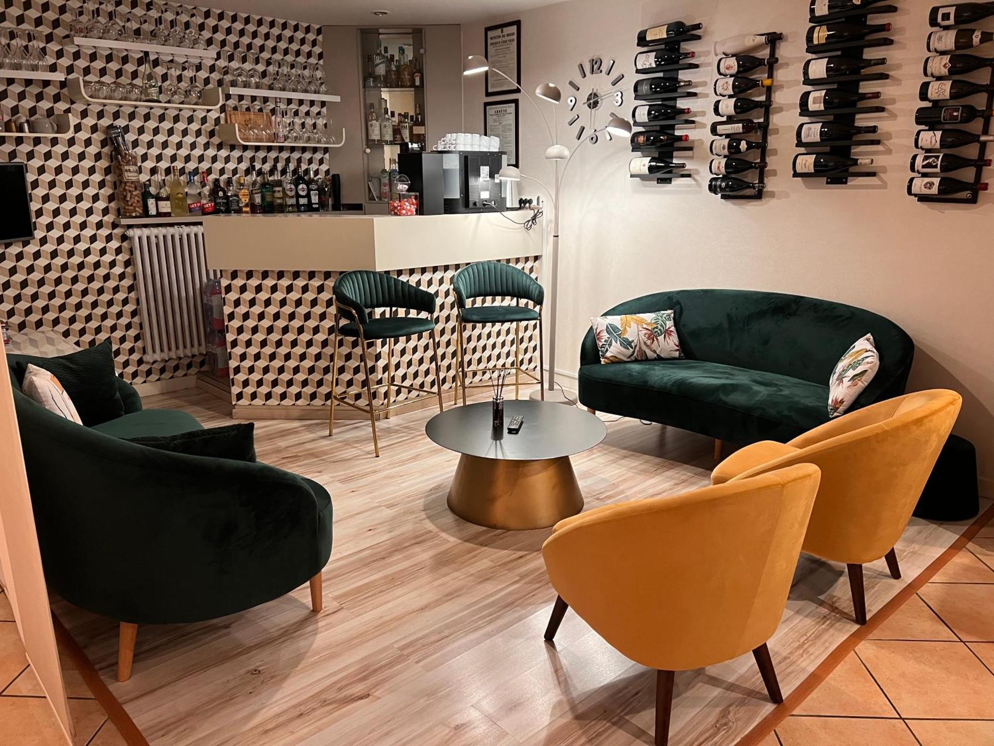 Hotel Alpes Cevennes Guilherand-Granges المظهر الخارجي الصورة